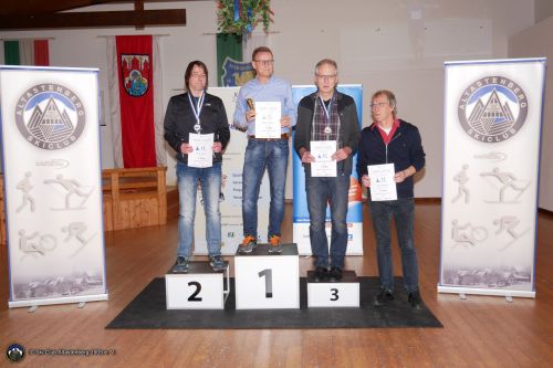 Siegerehrung des Hochsauerländer Laufcups am 27.10.2018 in der Dorfhalle Altastenberg